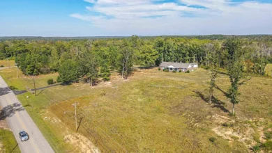 Custom Brick Country Home on 19.5 Acres in Bethel Springs, Tennessee — 0,000